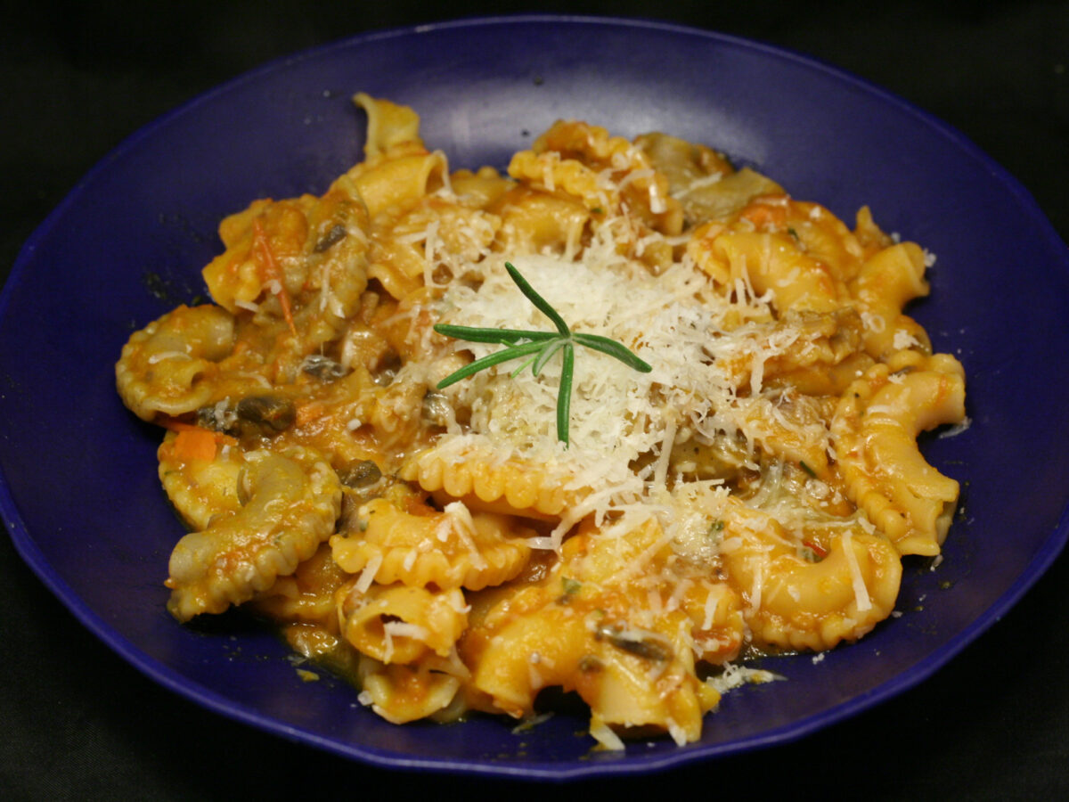 Galletti tricolore mit Sugo - Nudelheissundhos